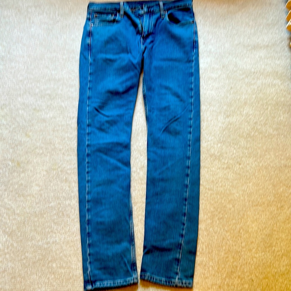 Levi jeans